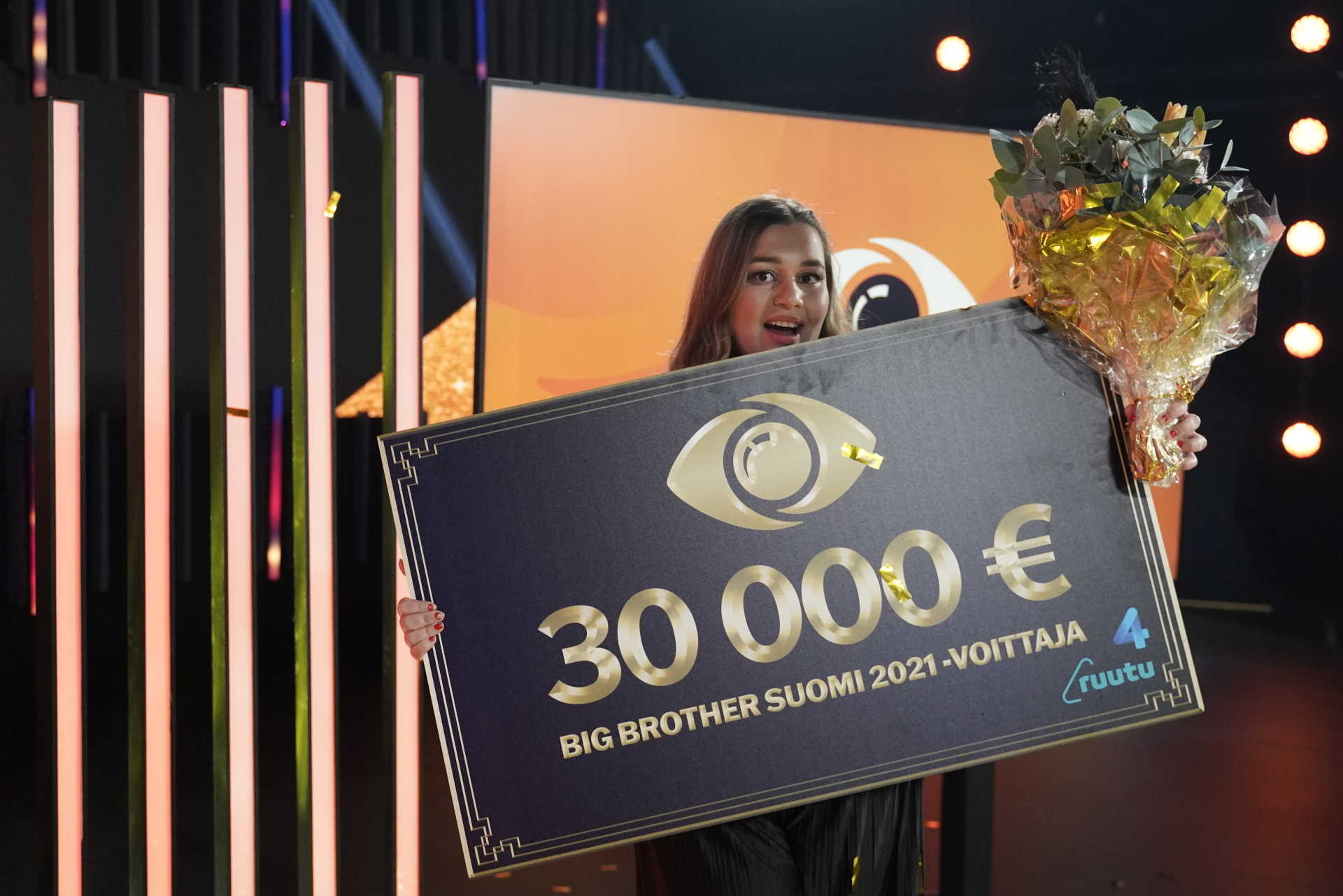 Jasmiina on Big Brother 2021 -voittaja. Kuva: © Jukka Alasaari / Nelonen Media.